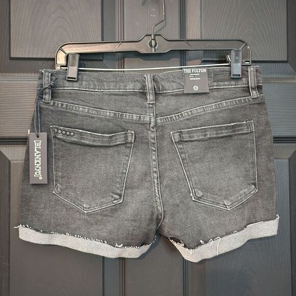Blank NYC Fulton Roll U Denim Shorts in Sneak Preview Washed Black - Picture 10 of 14